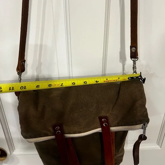 Brown waxed canvas with leather shoulder and crossbody bag - Picture 9 of 9